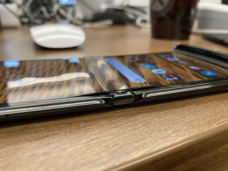 Moto Razr uszkodzona 2