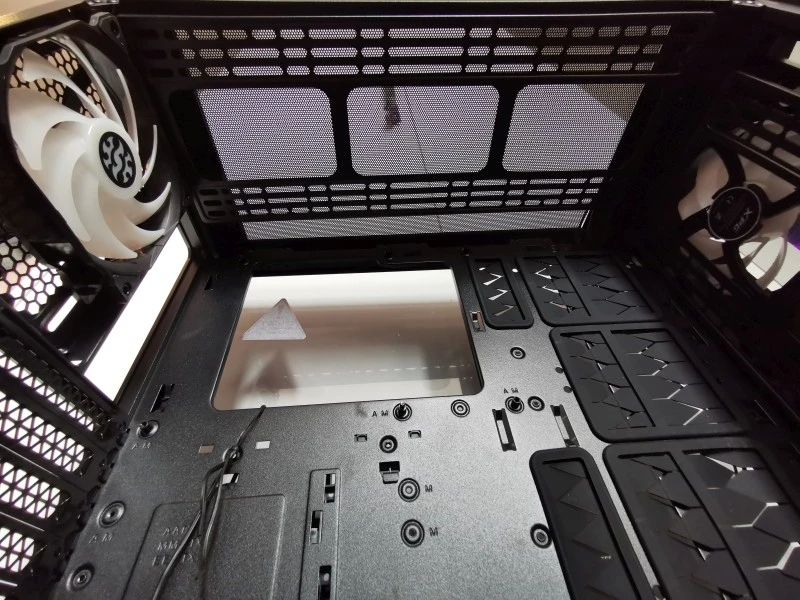 XPG Battlecruiser 17