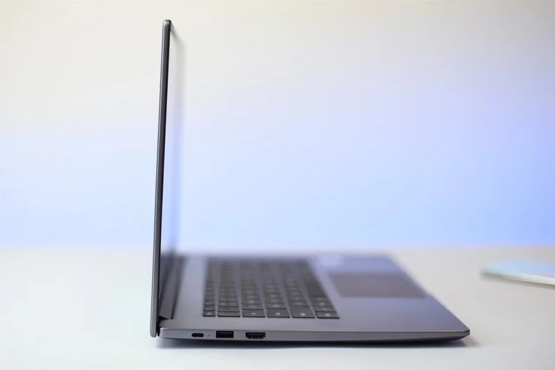 Matebook D15 2020 amd 16