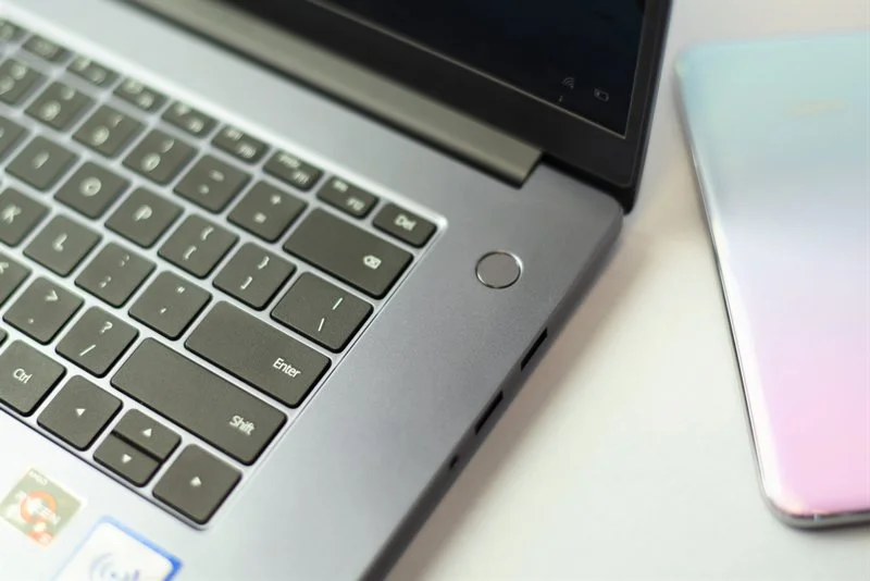 Matebook D15 2020 amd 2