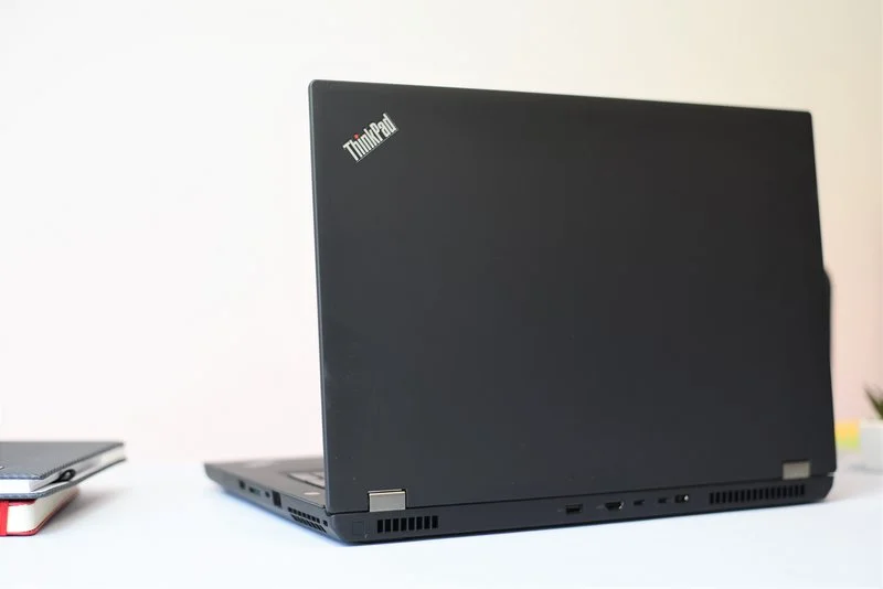 Lenovo ThinkPad P73 8