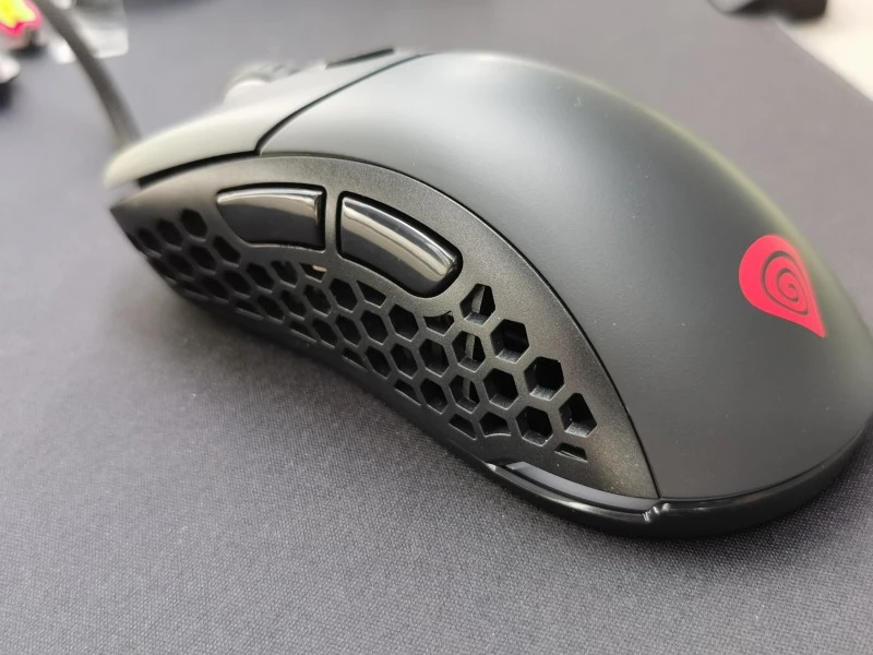 genesis xenon 800 10