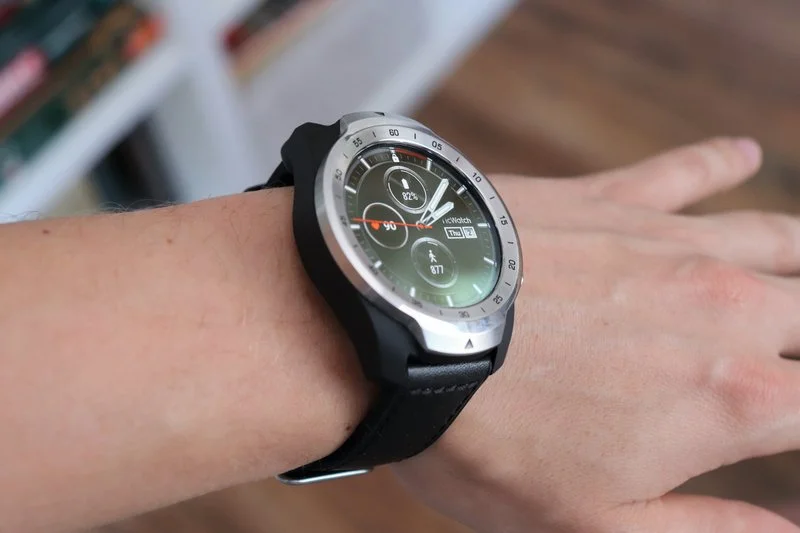 TicWatch Pro 2020 12