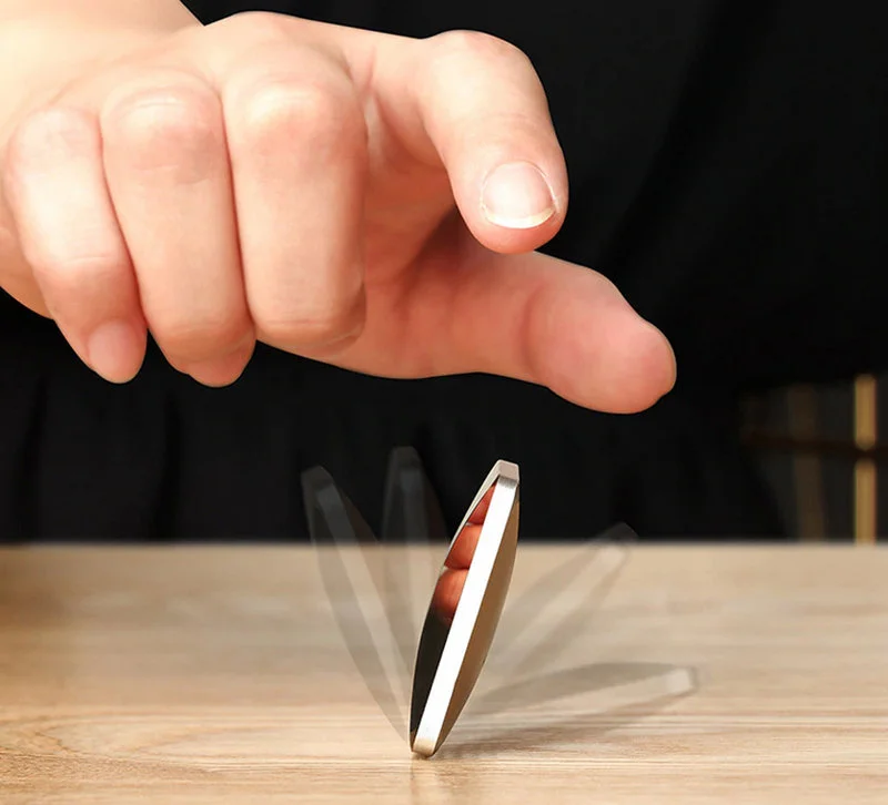 Zabawka kinetyczna na biurko