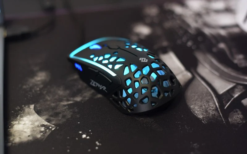 Zephyr Gaming Mouse 1