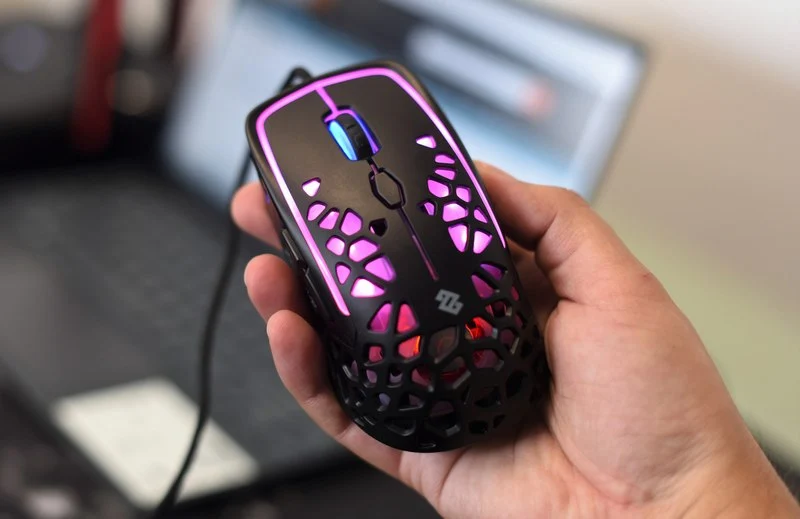 Zephyr Gaming Mouse 7