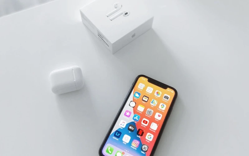 iphone12bezladowarki2