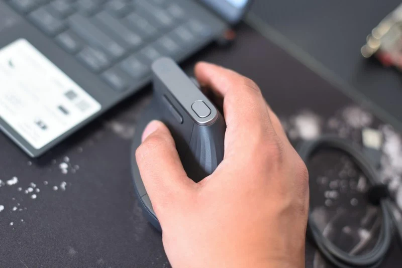 Logitech MX Vertical 6