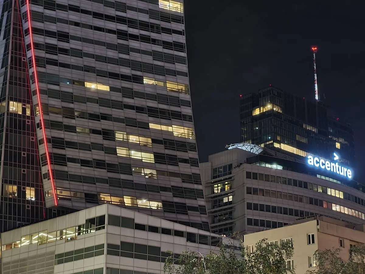 Samsung Galaxy S20 FE recenzja testAparat z teleobiektywem / foto: własne