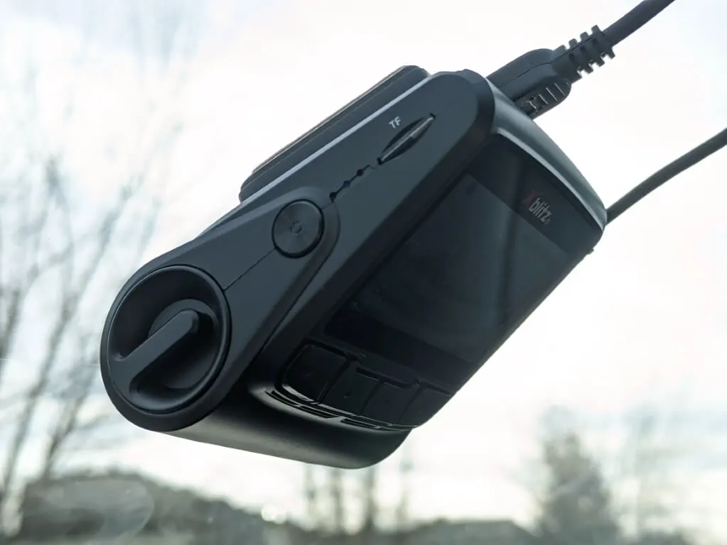 Rejestrator Xblitz S5 Duo 20201122 115951 Sredni