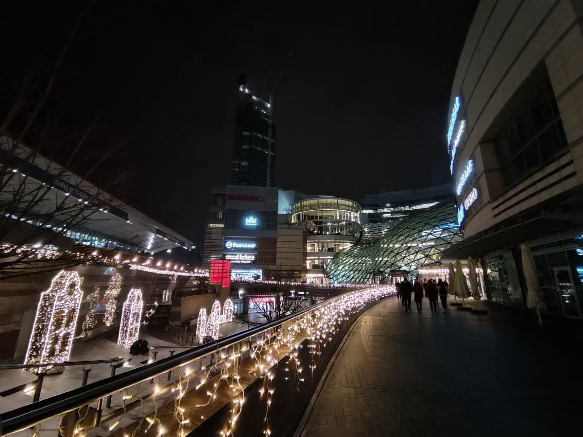 aparat ultraszerokokątny