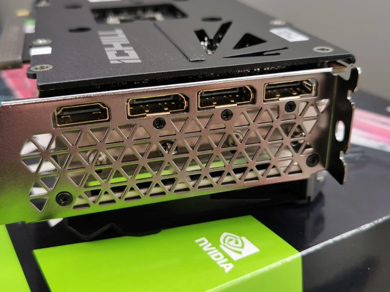 Inno3D RTX 3060 iChill X3 RED 15