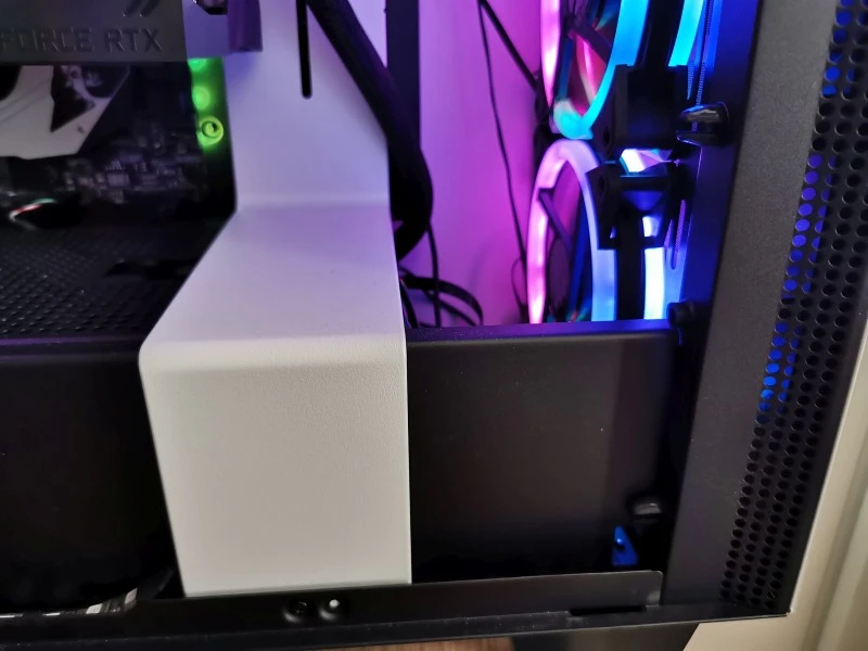 NZXT H710 12