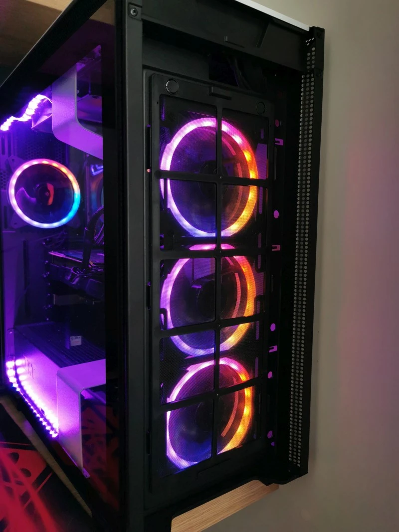 NZXT H710 2