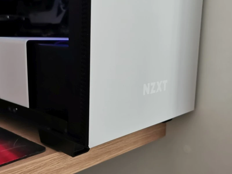 NZXT H710 20