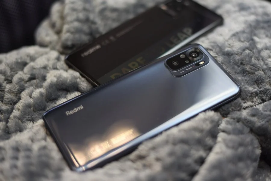 realme 8 vs redmi note 10 14