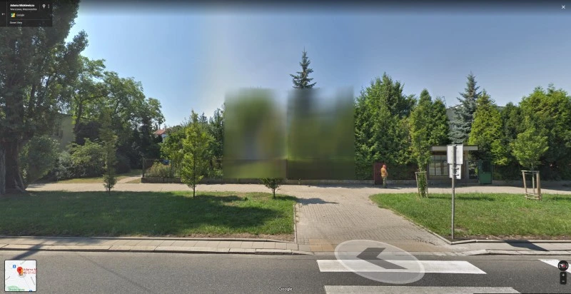 dom kaczynskiego zamazany