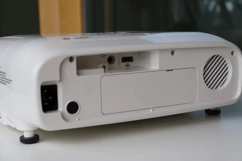 Test projektora Epson EH-TW5700