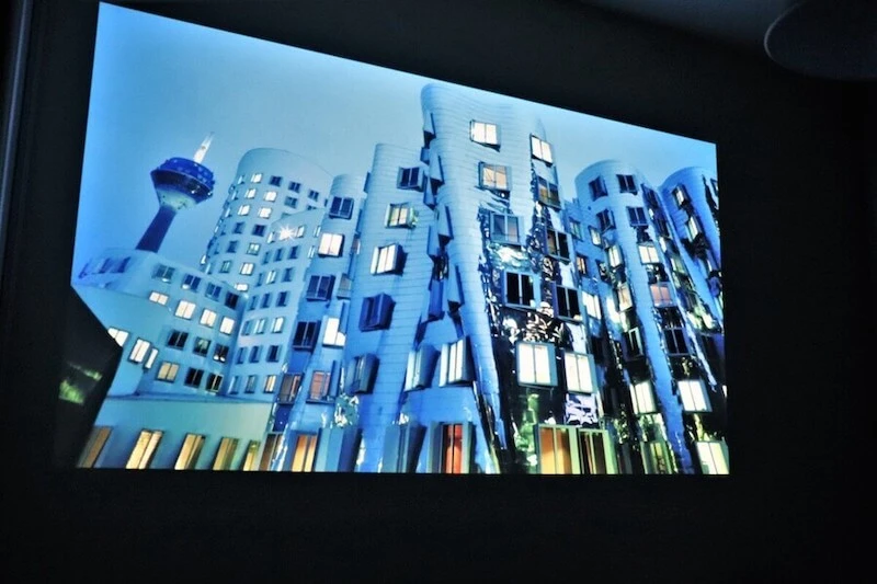 Test projektora Epson EH-TW5700