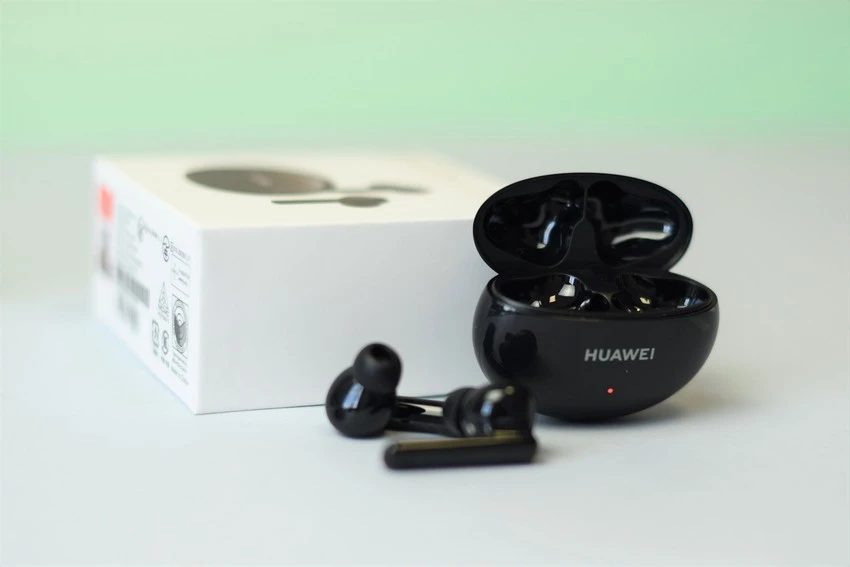 HUAWEI FreeBuds 4i 6