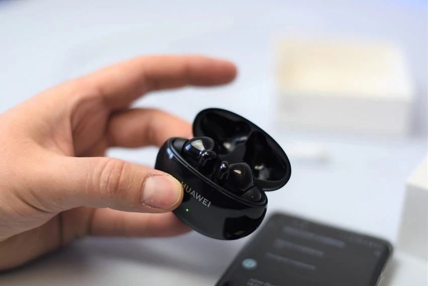 HUAWEI FreeBuds 4i 8