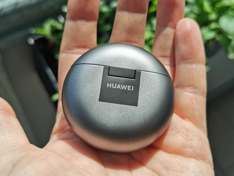 Huawei FreeBuds 4 3