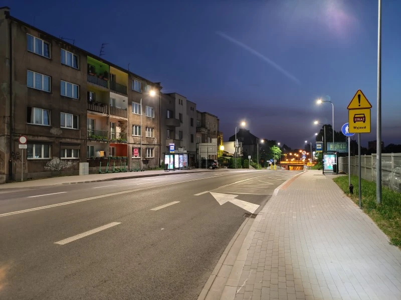 realme GT - glowny noc 2