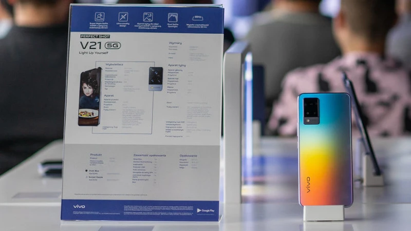 vivo V21 5G