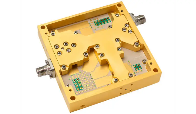 Jeden z układów MMIC wytwarzany przez HLR Laboratories