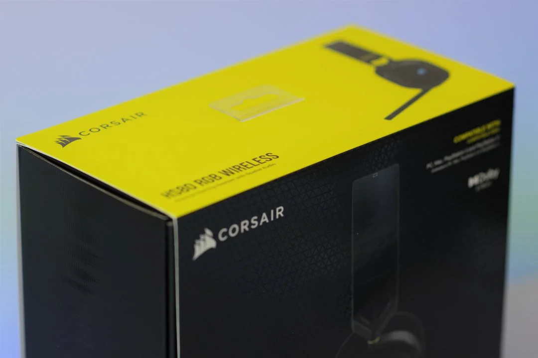CORSAIR HS80 RGB Wireless 2