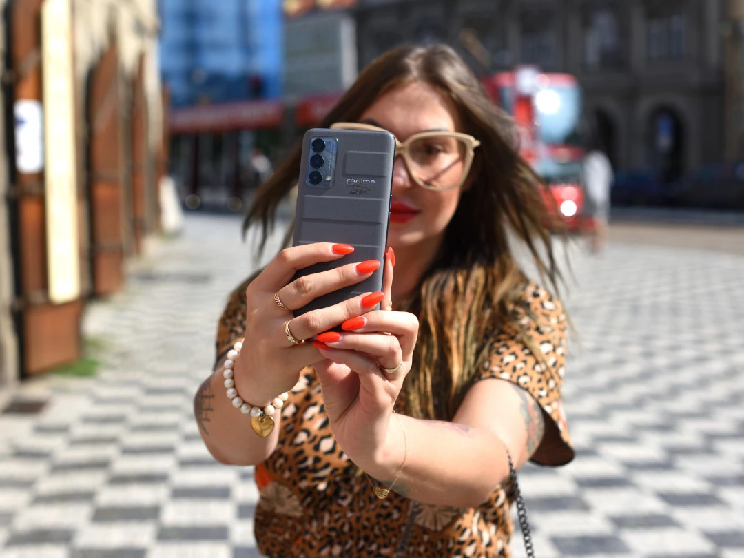 realme GT Master Edition 7041