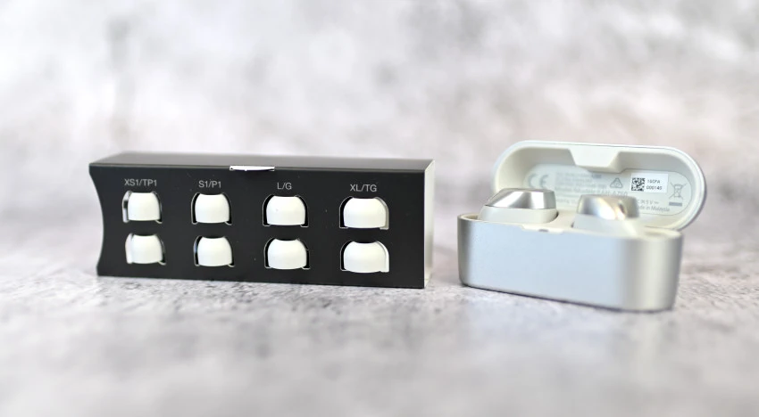 Technics EAH-AZ60 03