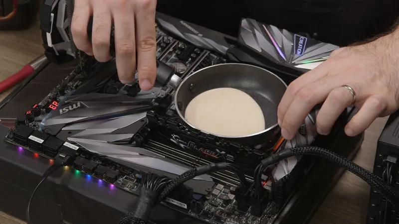 Intel czy AMD? Sprawdzono, który procesor jest lepszy do smażenia naleśników