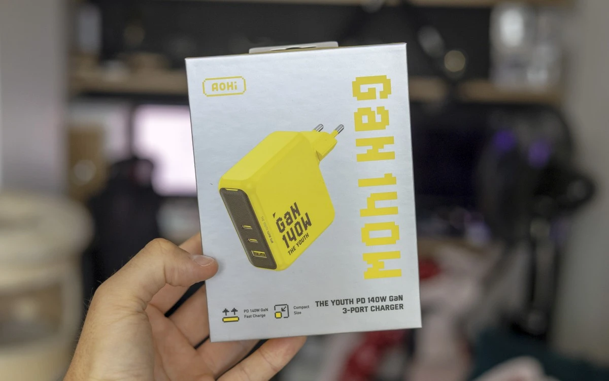 AOHI The Youth 140W – test. Jedna żółta ładowarka zamiast trzech