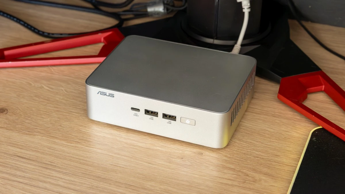 ASUS NUC 15 Pro Plus - recenzja