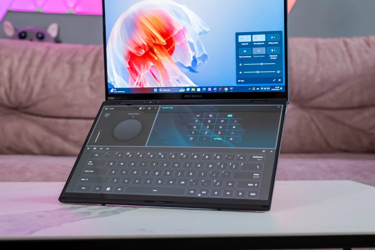 Asus Zenbook Duo UX8406