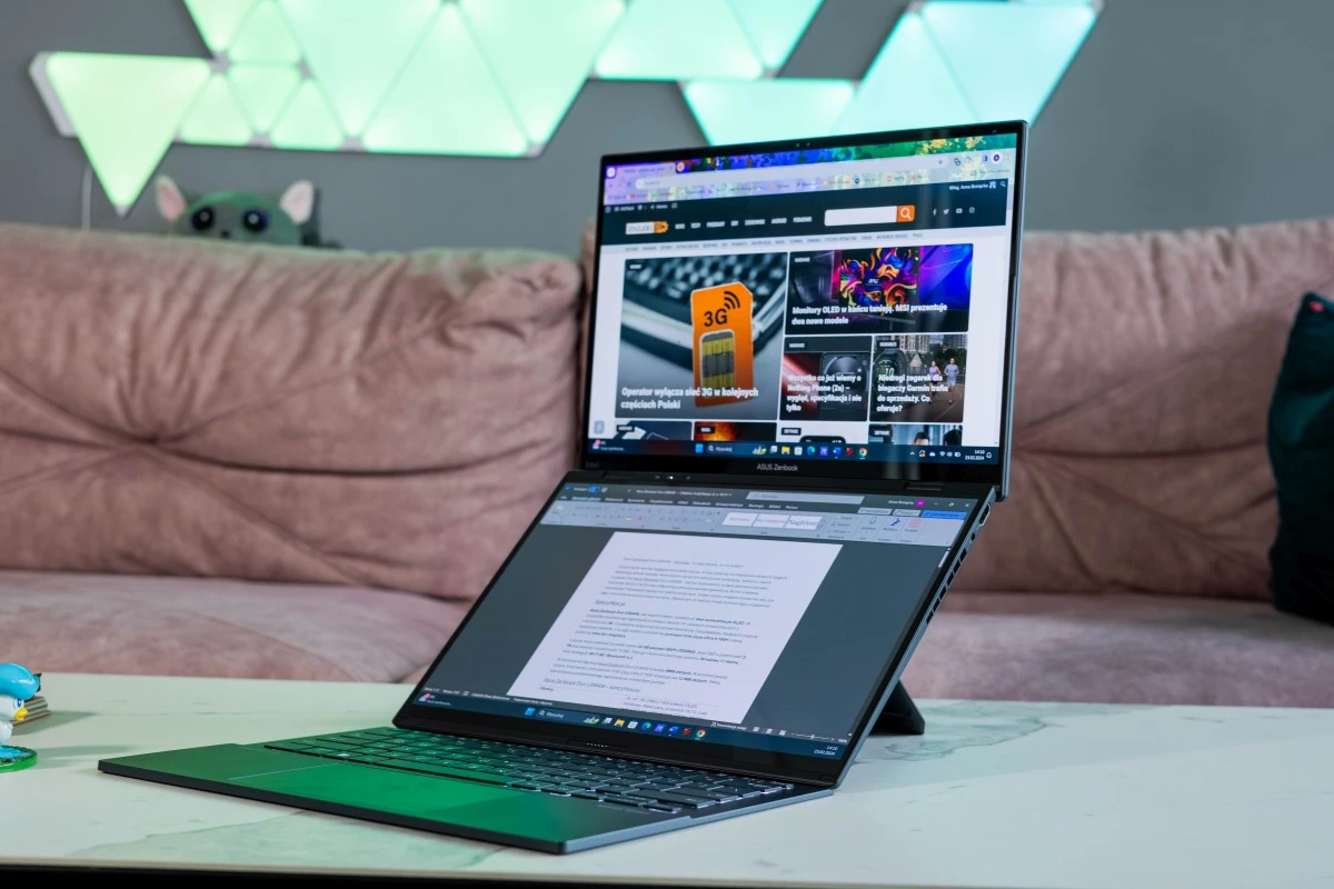 Asus Zenbook Duo UX8406