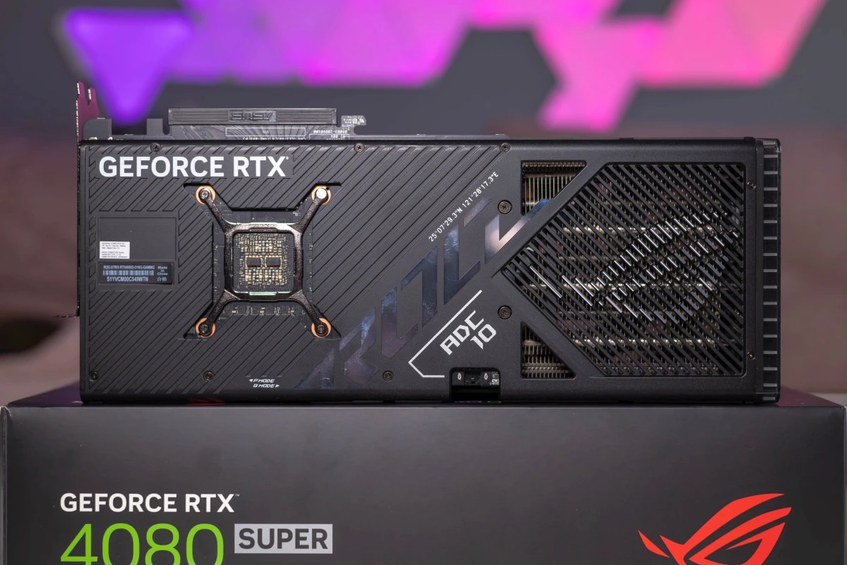 ASUS ROG Strix GeForce RTX 4080 SUPER OC