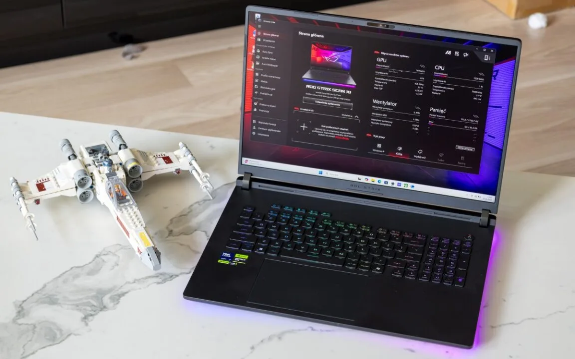 Najlepsze laptopy do nauki, pracy i gier. Który wybrać w 2025?