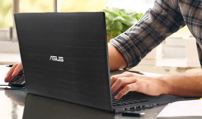 Nowe modele biznesowych notebooków ASUSPRO trafiają do sprzedaży