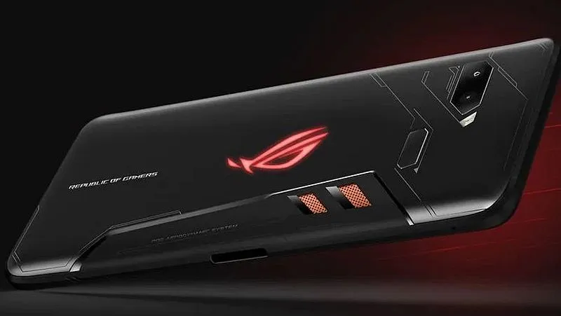 ASUS ROG Phone 2 to imponujący smartfon dla graczy. Czy jego zakup ma sens?