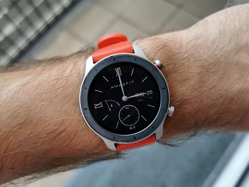 Xiaomi Amazfit GTR 42 mm – recenzja niedrogiego zegarka dla aktywnych