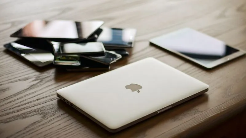 Nawet Apple wie, że iPhone’y i MacBooki nie są warte swojej ceny