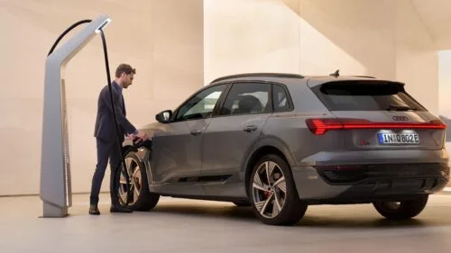 Audi Q8 e-tron sprzedaż samochodów elektrycznych volkswagen