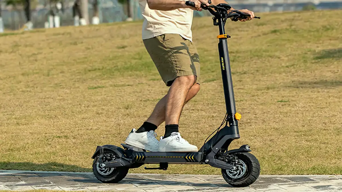 Elektryczna hulajnoga w promocji na Black Friday? Koniecznie sprawdź Ausom L2