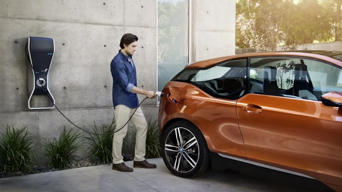 Elektryki psują się na potęgę. Nowy raport nie zostawia złudzeń