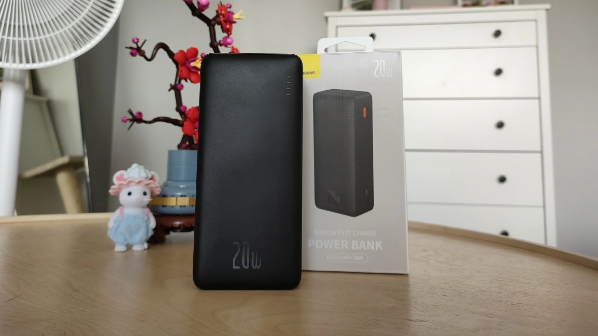 Recenzja powerbanku Baseus Airpow 30000 mAh. Spora pojemność i to wszystko?