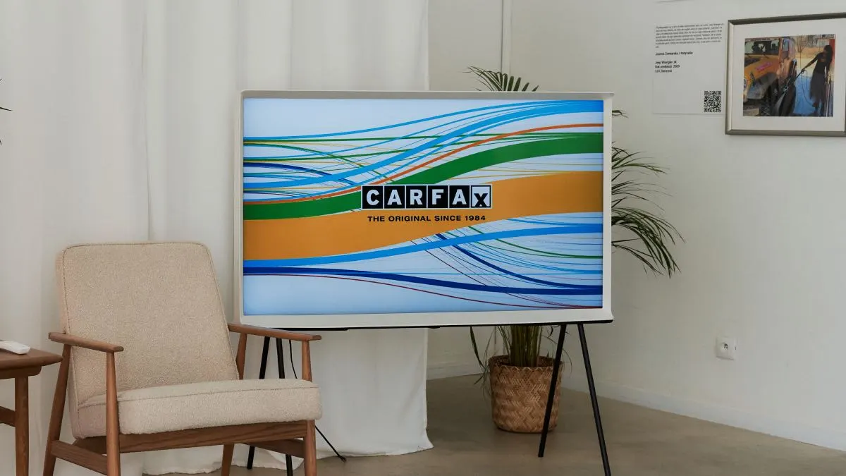 Polacy uwielbiają powypadkowe i stare auta. Raport CARFAX