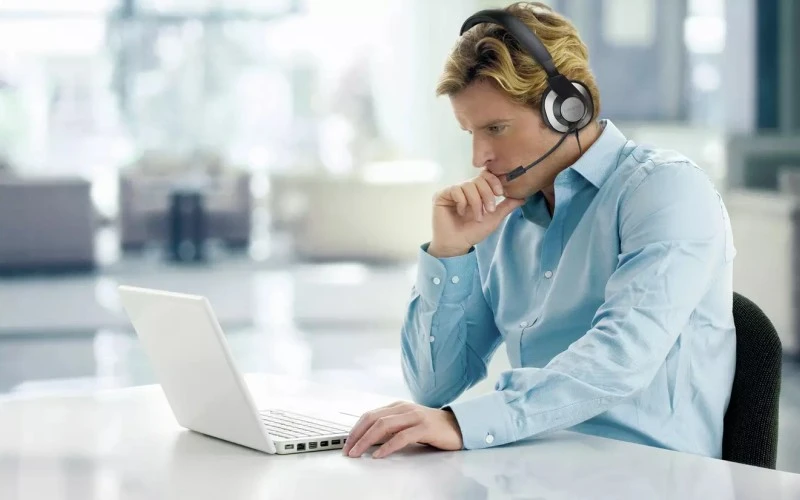 Niedrogie słuchawki z mikrofonem do pracy zdalnej? Rozsądna propozycja od Creative