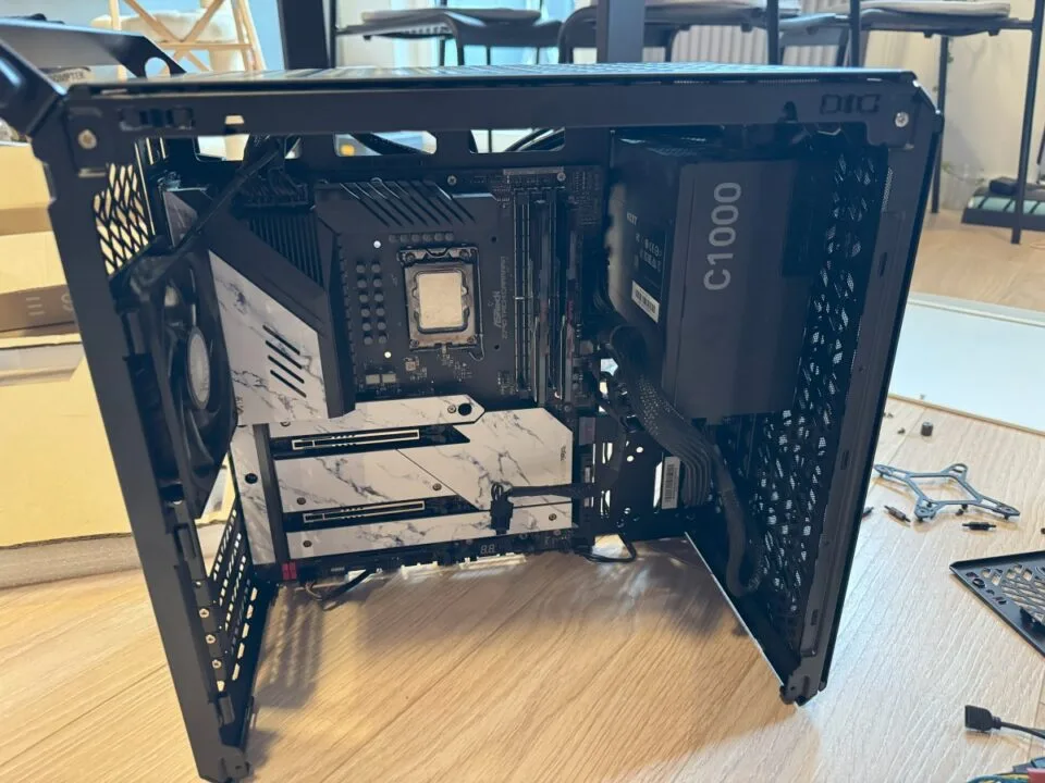 Cooler Master Qube 500 Flatpack R (5)